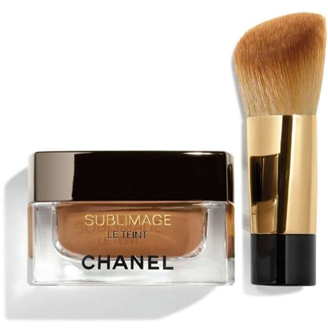 chanel foundation shoppers